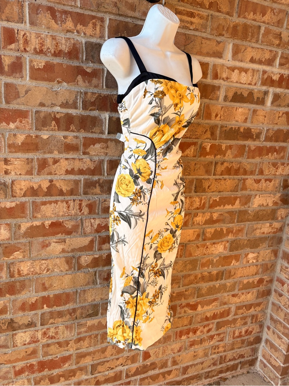 Anthropologie White Sheath Midi Dress with Yellow Floral Print size 0 - Picture 5 of 11